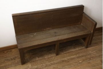 木製ベンチの見た目を変えずに綺麗にリペア!元の雰囲気を残して仕上げ。(長椅子、板座チェア)