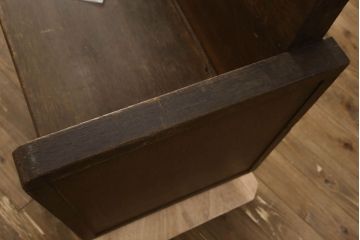 木製ベンチの見た目を変えずに綺麗にリペア!元の雰囲気を残して仕上げ。(長椅子、板座チェア)