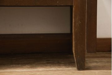木製ベンチの見た目を変えずに綺麗にリペア!元の雰囲気を残して仕上げ。(長椅子、板座チェア)