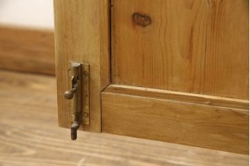 イギリスアンティークのキャビネットリペア&カスタム!天板は両端を5mm(計10mm)ずつカット。現状の色味をベースに着色。(食器棚、戸棚、カップボード)