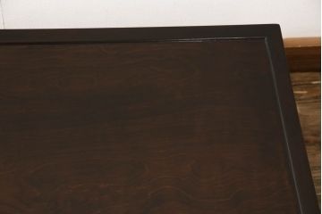 松本民芸家具のG型座卓の見た目を変えずに奇麗にリペア!お客様のご希望に合わせて塗装を剥離して、輪ジミのできにくい塗料で再塗装。(センターテーブル、リビングテーブル、ローテーブル)