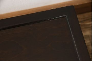 松本民芸家具のG型座卓の見た目を変えずに奇麗にリペア!お客様のご希望に合わせて塗装を剥離して、輪ジミのできにくい塗料で再塗装。(センターテーブル、リビングテーブル、ローテーブル)