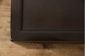 松本民芸家具のG型座卓の見た目を変えずに奇麗にリペア!お客様のご希望に合わせて塗装を剥離して、輪ジミのできにくい塗料で再塗装。(センターテーブル、リビングテーブル、ローテーブル)