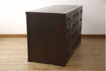 明治時代の収納箪笥の見た目を変えずに奇麗にリペア!現状をベースに着色。(時代箪笥、整理タンス、収納たんす、引き出し、ローチェスト、ローボード)