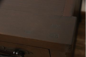 明治時代の収納箪笥の見た目を変えずに奇麗にリペア!現状をベースに着色。(時代箪笥、整理タンス、収納たんす、引き出し、ローチェスト、ローボード)