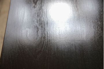 北海道民芸家具の折り畳み式テーブルを見た目を変えずに奇麗にリペア!天板の塗装を剥離して輪ジミのできにくい塗料で再塗装。(ローテーブル、ちゃぶ台、文机、センターテーブル、折り畳み)