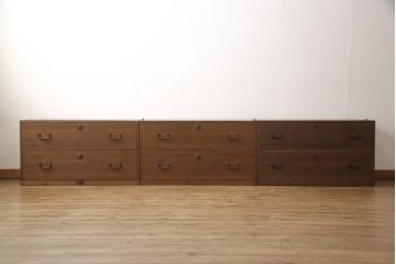 桐箪笥をリペア&カスタム!天板を補強し、金具をフラットに修正。背面に配線用の穴あけ加工。自然な茶色に着色仕上げ。(ローボード、テレビ台、ローチェスト、引き出し、桐箪笥、桐たんす、収納箪笥、時代箪笥)