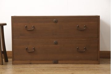桐箪笥をリペア&カスタム!天板を補強し、金具をフラットに修正加工。自然な茶色に着色仕上げ。(ローボード、テレビ台、ローチェスト、引き出し、桐箪笥、桐たんす、収納箪笥、時代箪笥)