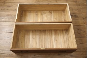 桐箪笥をリペア&カスタム!天板を補強し、金具をフラットに修正加工。自然な茶色に着色仕上げ。(ローボード、テレビ台、ローチェスト、引き出し、桐箪笥、桐たんす、収納箪笥、時代箪笥)