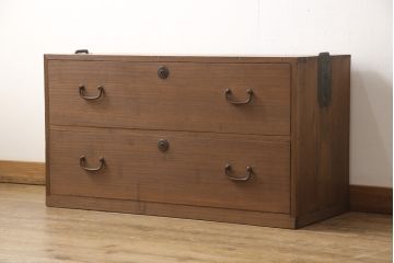 桐箪笥をリペア&カスタム!天板を補強し、金具をフラットに修正加工。自然な茶色に着色仕上げ。(ローボード、テレビ台、ローチェスト、引き出し、桐箪笥、桐たんす、収納箪笥、時代箪笥)