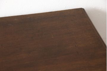 チェストをリペア&カスタム!ペイント仕上げ限定の商品を、ご要望により着色とウレタン塗装で仕上げ。(引き出し)