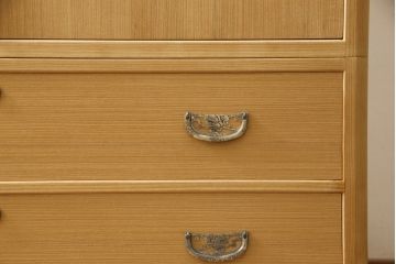 加茂総桐箪笥の見た目を変えずに綺麗にリペア!本来の美しさを活かした木地色仕上げ。(胴丸、総桐たんす、洋服タンス、ワードローブ、桐タンス)
