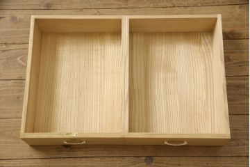 総桐箪笥の見た目を変えずに綺麗にリペア!本来の美しさを活かした木地色仕上げ。(衣装箪笥、整理タンス、引き出し、チェスト、桐たんす、胴厚、四方丸)