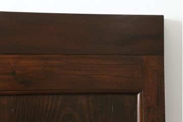 蔵戸をリペア&カスタム!リサイズし、引手・鍵・吊り金具を取り付け。ご希望の色味に着色仕上げ。(引き戸、玄関戸)