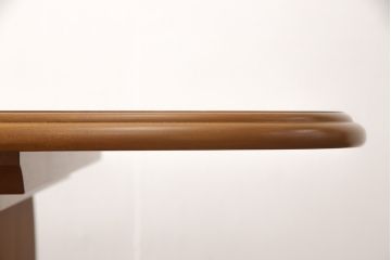 テーブルの見た目を変えずに綺麗にリペア!天板と装飾部分を剥離し再塗装。(ダイニングテーブル)