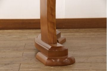 テーブルの見た目を変えずに綺麗にリペア!天板と装飾部分を剥離し再塗装。(ダイニングテーブル)