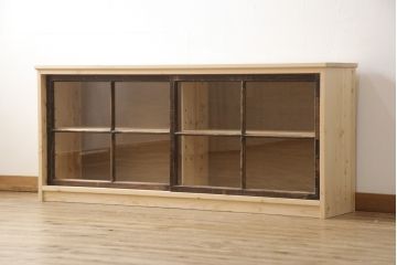 サイドボードをリペア&カスタム!クリアガラスを取り付け、蜜?ワックスで仕上げ。(収納棚、サイドキャビネット、ローボード)