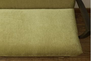 ソファをリペア&カスタム!生地を張り替え、座面の硬さと高さを調節。木部は1トーン濃い色味に着色仕上げ。(2.5人掛けソファ、二人掛けソファ、ベンチ)