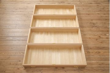 重ね総桐箪笥をリペア&カスタム!上段に国産桐材の天板の取り付け。上下段ともに木地色仕上げ。(桐たんす、総桐たんす、桐タンス、和たんす、引き出し、チェスト)