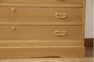 重ね総桐箪笥をリペア&カスタム!上段に国産桐材の天板の取り付け。上下段ともに木地色仕上げ。(桐たんす、総桐たんす、桐タンス、和たんす、引き出し、チェスト)