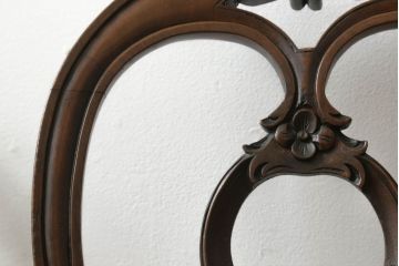 バルーンバックチェアをリペア&カスタム!座面の生地を張替え、木部はは1トーン落ち着いた色味に着色仕上げ。(ダイニングチェア、椅子)