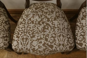 バルーンバックチェアをリペア&カスタム!座面の生地を張替え、木部はは1トーン落ち着いた色味に着色仕上げ。(ダイニングチェア、椅子)
