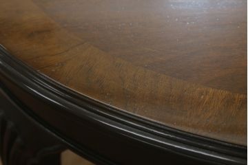 エクステンションダイニングテーブルをリペア&カスタム!天板の塗装を剥がして再塗装。アンティーク風加工と着色をし、ウレタン塗装で仕上げ。(エクステンションテーブル、食卓、4人掛け、6人掛け、8人掛け)