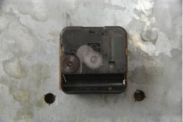 セイコー社の丸型掛け時計をリペア&カスタム!ゼンマイ式から電池式へ変更し、針を交換。(壁掛け時計、柱時計、古時計)