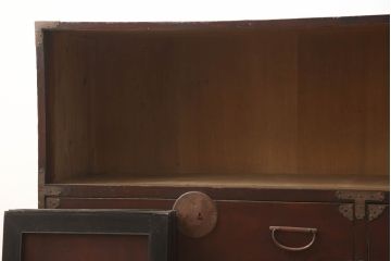 明治大正期の箪笥の見た目を変えずに綺麗にリペア!傷や剥げた部分のみ着色し修復。(和箪笥、収納タンス、ローボード、ローチェスト、テレビボード、テレビ台、引き出し、リビングボード)