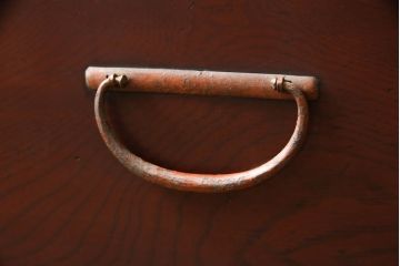 明治大正期の箪笥の見た目を変えずに綺麗にリペア!傷や剥げた部分のみ着色し修復。(和箪笥、収納タンス、ローボード、ローチェスト、テレビボード、テレビ台、引き出し、リビングボード)