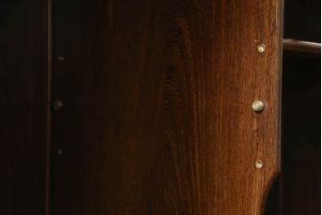 二段重ね箪笥をリペア&カスタム!引き出しの取っ手を交換し、全体を1トーン落ち着いた色味に着色仕上げ。(キャビネット、食器棚、収納棚、戸棚、飾り棚、茶棚)