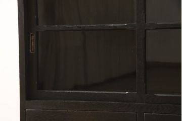 収納棚をリペア&カスタム!高品質リペアを施し、元の木目を活かしつつ濃い茶色で着色仕上げ。(戸棚、食器棚、カップボード、キャビネット、引き出し)