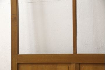 昭和中期のガラス戸をリペア&カスタム!上段は麻の葉模様のガラス、下段はクリアガラスに交換。(引き戸、建具)