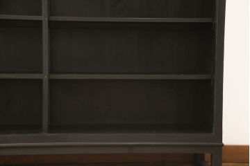 サイドボードをリペア&カスタム!高品質リペアを施し、脚と畳摺りを新たに取り付け。現状の木目を活かした着色仕上げ。(収納棚、戸棚、サイドキャビネット、飾り棚)