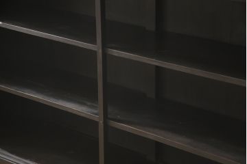 サイドボードをリペア&カスタム!高品質リペアを施し、脚と畳摺りを新たに取り付け。現状の木目を活かした着色仕上げ。(収納棚、戸棚、サイドキャビネット、飾り棚)