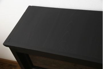サイドボードをリペア&カスタム!高品質リペアを施し、脚と畳摺りを新たに取り付け。現状の木目を活かした着色仕上げ。(収納棚、戸棚、サイドキャビネット、飾り棚)