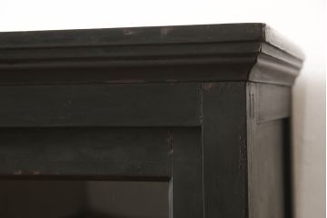 サイドボードをリペア&カスタム!高品質リペアを施し、脚と畳摺りを新たに取り付け。現状の木目を活かした着色仕上げ。(収納棚、戸棚、サイドキャビネット、飾り棚)