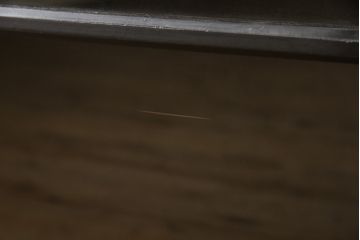 サイドボードをリペア&カスタム!高品質リペアを施し、脚と畳摺りを新たに取り付け。現状の木目を活かした着色仕上げ。(収納棚、戸棚、サイドキャビネット、飾り棚)