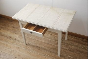 平机をリペア&カスタム!高品質リペアを施し、アンティークホワイトでペイント仕上げ。(テーブル、デスク)