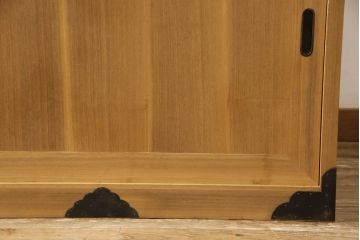 総桐箪笥をリペア&カスタム!天板と底板を補強。全体を自然な木地色仕上げ。(戸棚、収納棚、サイドボード、桐箪笥、桐たんす、ローボード)
