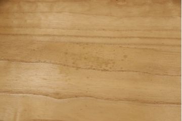 加茂総桐箪笥の見た目を変えずに綺麗にリペア!本来の美しさを活かした木地色仕上げ。(洋服タンス、桐たんす、ワードローブ、衣装箪笥)