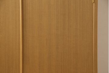 加茂総桐箪笥の見た目を変えずに綺麗にリペア!本来の美しさを活かした木地色仕上げ。(洋服タンス、桐たんす、ワードローブ、衣装箪笥)