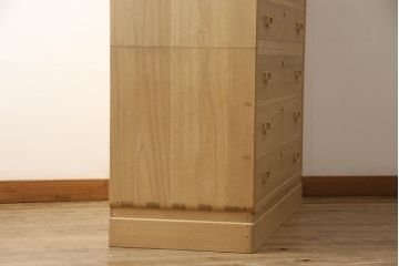 加茂総桐箪笥をリペア&カスタム!ヒノキ新材の天板を新たに取り付け、全体を木地色仕上げ。(総桐たんす、桐タンス、和たんす、引き出し、収納たんす、チェスト)