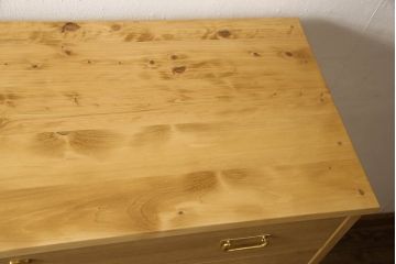 加茂総桐箪笥をリペア&カスタム!ヒノキ新材の天板を新たに取り付け、全体を木地色仕上げ。(総桐たんす、桐タンス、和たんす、引き出し、収納たんす、チェスト)
