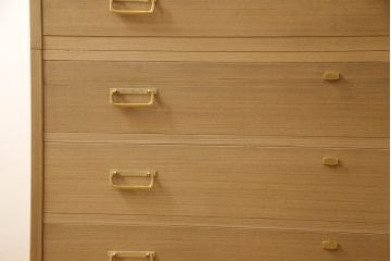 加茂総桐箪笥をリペア&カスタム!ヒノキ新材の天板を新たに取り付け、全体を木地色仕上げ。(総桐たんす、桐タンス、和たんす、引き出し、収納たんす、チェスト)