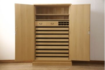 加茂総桐箪笥の見た目を変えずに綺麗にリペア!本来の美しさを活かした木地色仕上げ。(桐たんす、着物箪笥、引き出し、衣装タンス、和箪笥)
