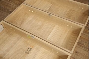 総桐箪笥の見た目を変えずに綺麗にリペア!本来の美しさを活かした木地色仕上げ。(総桐たんす、着物箪笥、衣装箪笥、整理箪笥、引き出し、和タンス)