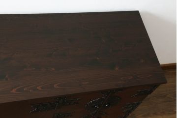 岩谷堂箪笥のテレビ台をリペア&カスタム!天板と足を新たに取り付け、全体を1トーン落ち着い色味に着色仕上げ。(サイドボード、リビングボード、テレビボード、着物箪笥、引き出し)