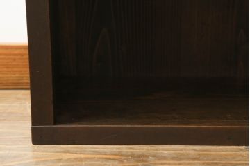 昭和初期の飾り棚をリペア&カスタム!A4サイズに合わせて棚板を調整。1トーン濃い色味に着色仕上げ。(オープンラック、本棚、書棚、陳列棚、収納棚、サイドボード、サイドキャビネット、店舗什器)