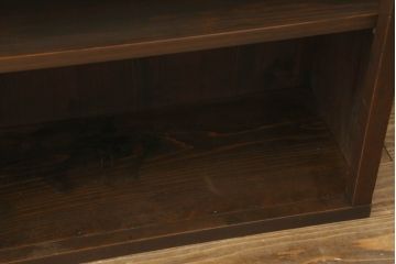 昭和初期の飾り棚をリペア&カスタム!A4サイズに合わせて棚板を調整。1トーン濃い色味に着色仕上げ。(オープンラック、本棚、書棚、陳列棚、収納棚、サイドボード、サイドキャビネット、店舗什器)